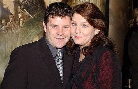 At 26, Patty Duke’s Son Sean Astin Used Paternity。